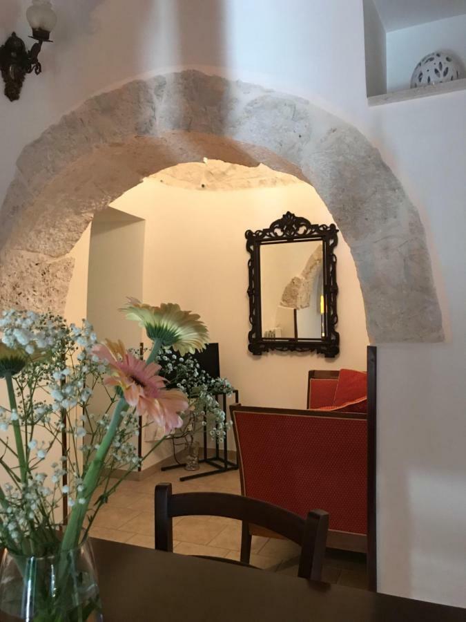 فيلا Trulli Domus Petra ألبيروبيللو المظهر الخارجي الصورة