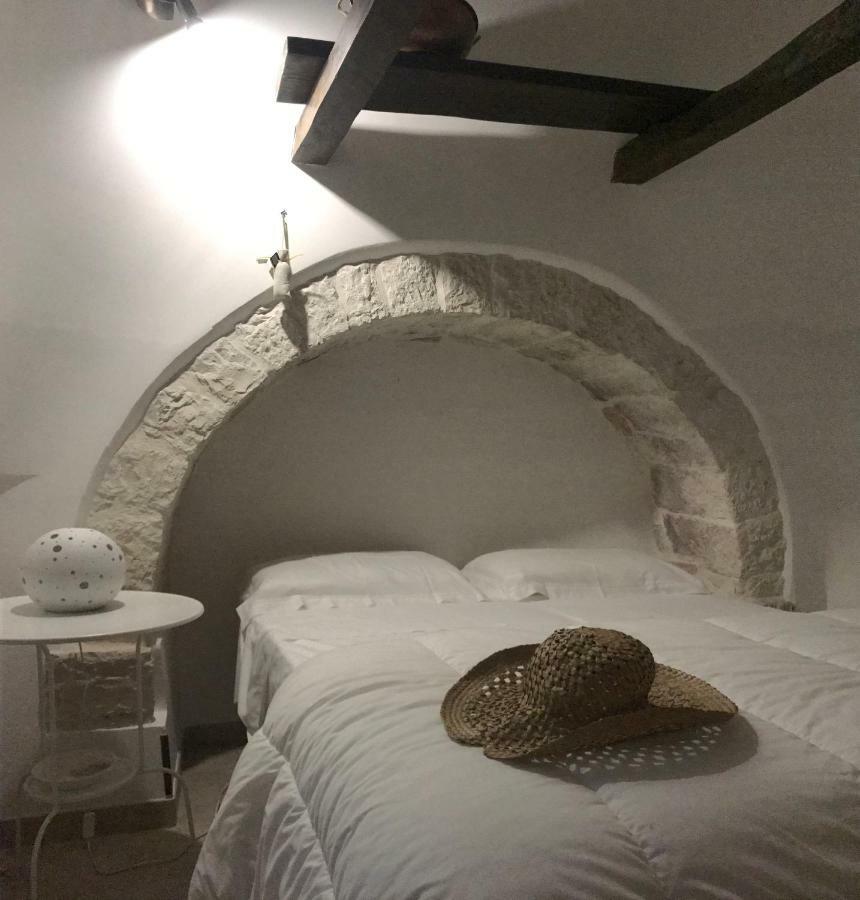 فيلا Trulli Domus Petra ألبيروبيللو المظهر الخارجي الصورة